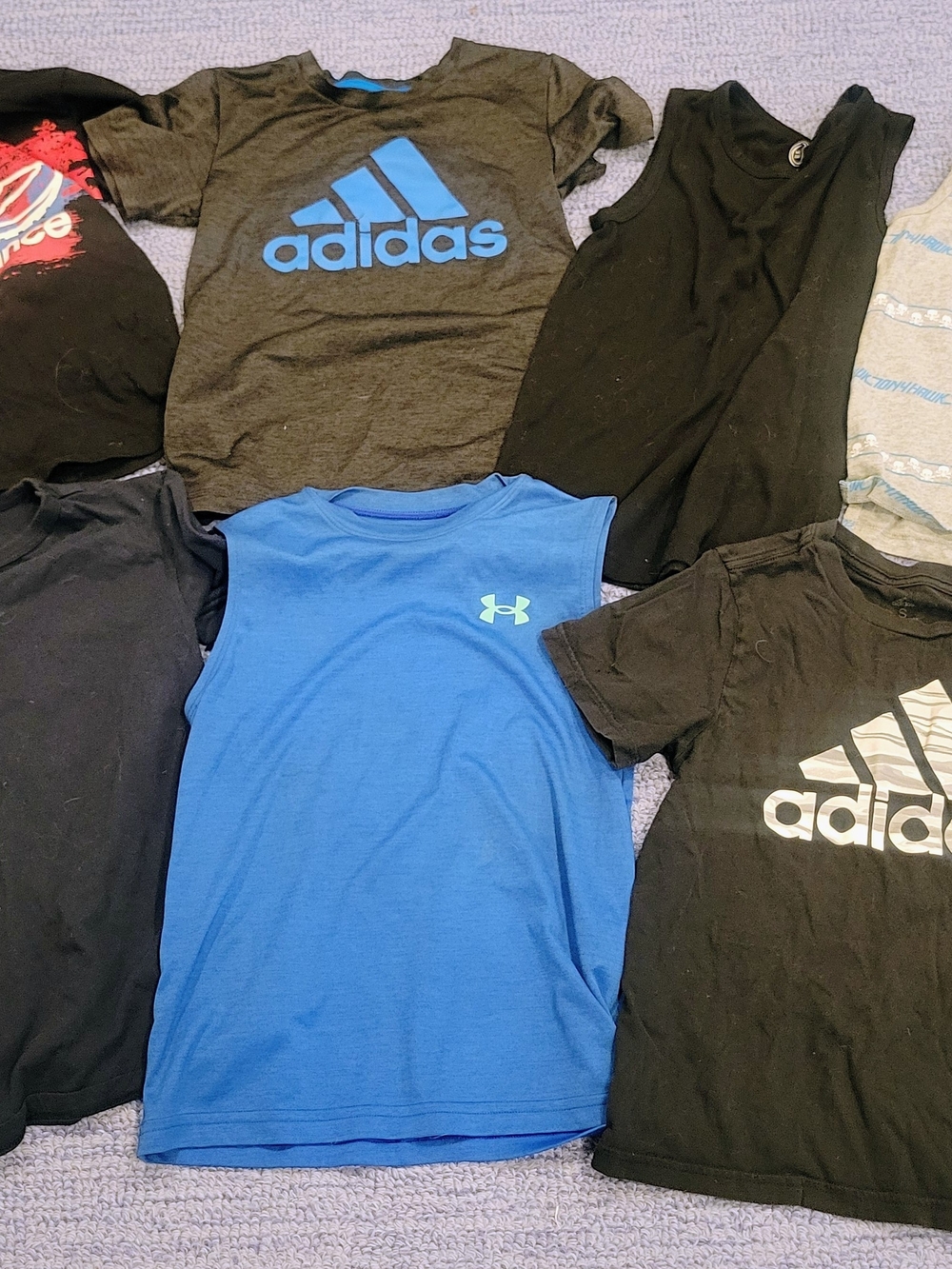 Boys Tee Shirt Bundle Sz Small (7/8)